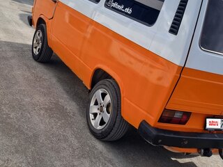 1990 Volkswagen Transporter 5-speed T3, оранжевый, 600000 рублей, вид 4