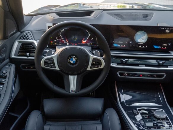 2026 BMW X7 40d I (G07) Рестайлинг, чёрный - вид 19
