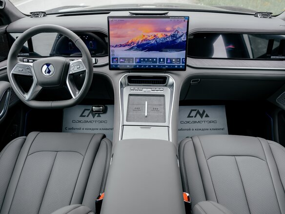 2025 Denza N9 46.9 kWh, серый, 7990000 рублей - вид 6
