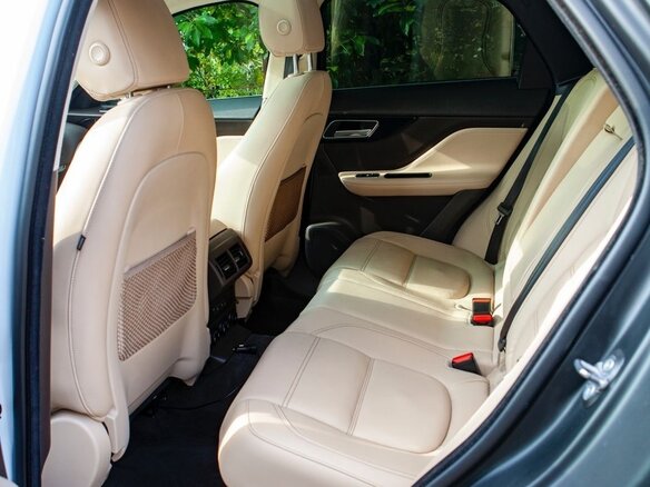 2020 Jaguar F-Pace I, белый, 3150000 рублей - вид 8
