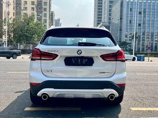 2022 BMW X1 Long 20Li sDrive II (F48) Рестайлинг, белый, 2030000 рублей, вид 3