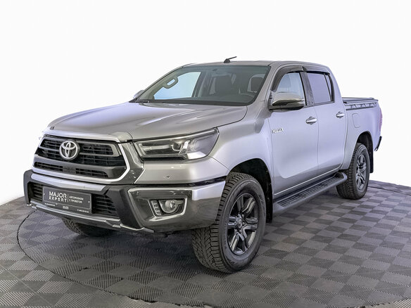 2022 Toyota Hilux VIII Рестайлинг 2, серебристый