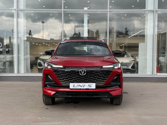 2026 Changan UNI-S I, красный, 3229900 рублей - вид 1