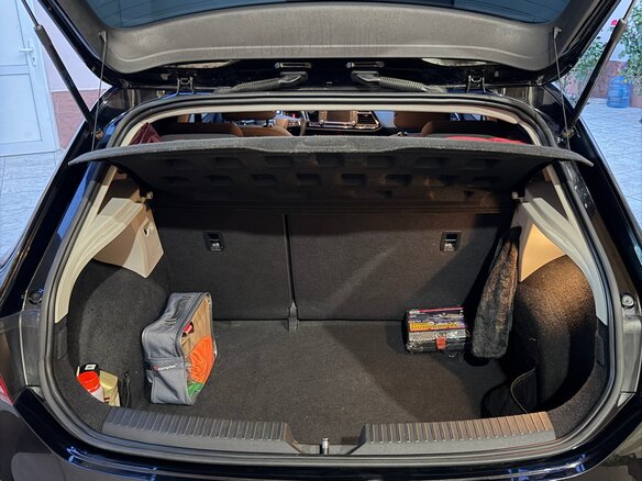 2014 SEAT Leon III, чёрный, 780000 рублей - вид 10