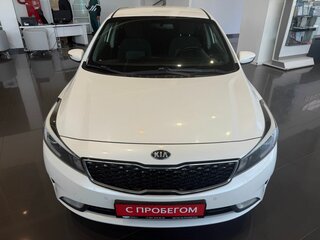 2018 Kia Cerato III Рестайлинг (Classic), белый, 1689000 рублей, вид 2