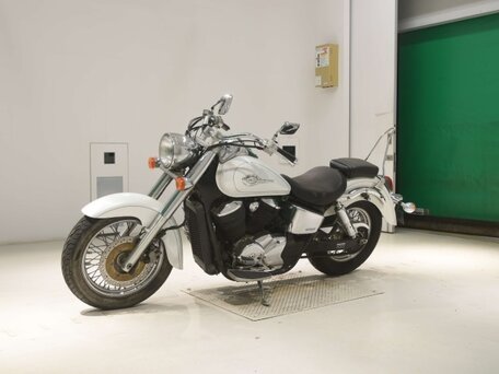 2004 Honda Shadow 400, белый, 336000 рублей, вид 3