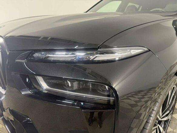 2026 BMW X7 40d I (G07) Рестайлинг, чёрный, 18300000 рублей - вид 6