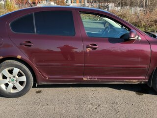 2013 Skoda Octavia II (A5) Рестайлинг, пурпурный, 850000 рублей, вид 3