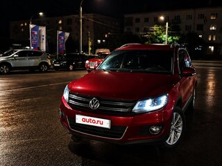 2013 Volkswagen Tiguan I Рестайлинг, красный, 1300000 рублей, вид 1