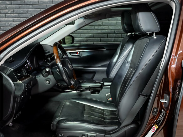 2015 Lexus ES 250 VI Рестайлинг, коричневый, 1850000 рублей - вид 9