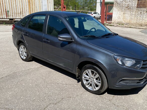 2024 Lada (ВАЗ) Granta I Рестайлинг, серый, 830000 рублей - вид 1