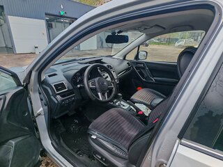 2018 Subaru Forester IV Рестайлинг 2, серебристый, 1850000 рублей, вид 5