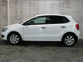 2009 Volkswagen Polo V, белый, 330000 рублей, вид 5