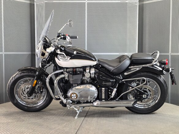 2021 Triumph Bonneville Speedmaster, чёрный, 1299000 рублей - вид 4