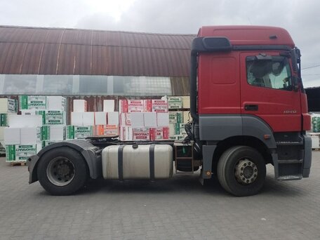 2011 Mercedes-Benz Axor, красный, 1100000 рублей, вид 2