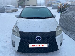 2011 Toyota Prius III (XW30), белый, 1000000 рублей, вид 2