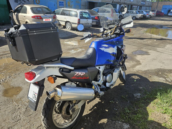 1998 Honda XRV 750 Africa Twin, синий, 500000 рублей - вид 1
