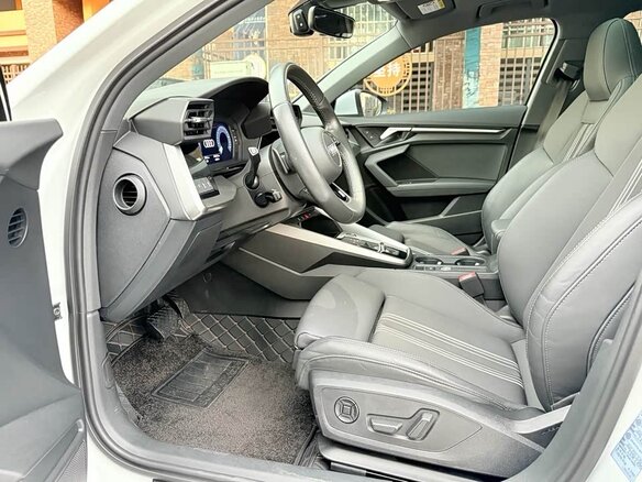 2022 Audi A3 35 TFSI Long IV (8Y), белый, 1890000 рублей - вид 9