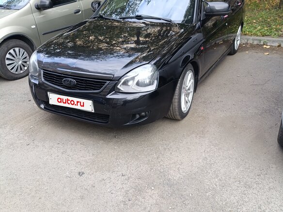 2011 Lada (ВАЗ) Priora I, чёрный, 450000 рублей - вид 1