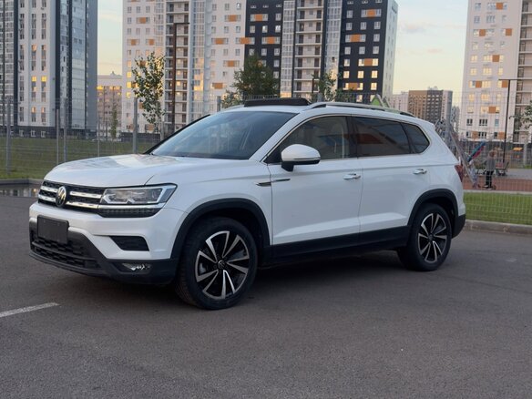 2022 Volkswagen Tharu I, белый, 1900000 рублей - вид 4
