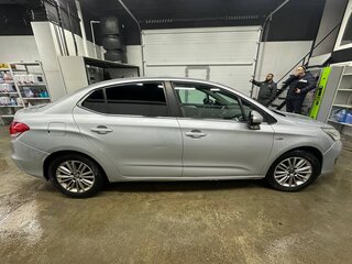 2013 Citroen C4 II, серебристый, 600000 рублей, вид 3