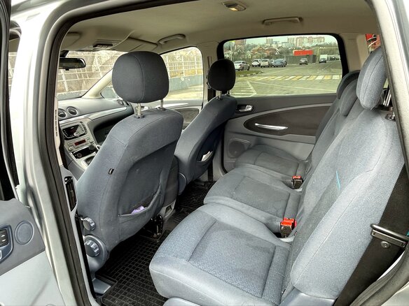 2008 Ford S-MAX I, серебристый, 920000 рублей - вид 10