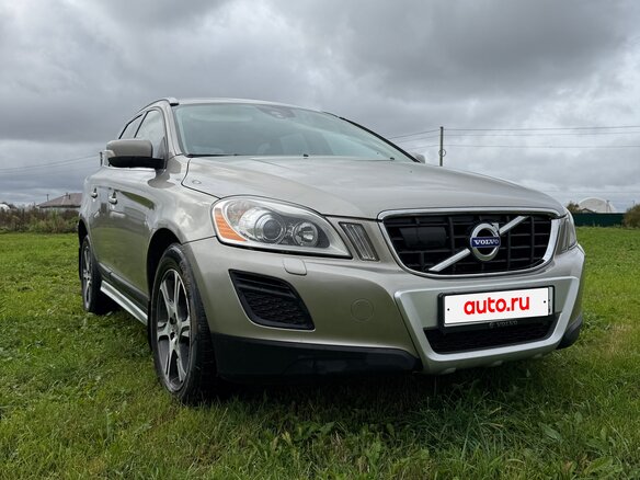 2012 Volvo XC60 I, бежевый, 1200000 рублей - вид 1