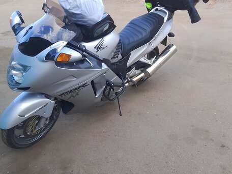 2003 Honda CBR 1100 XX, серебристый, 475000 рублей, вид 2