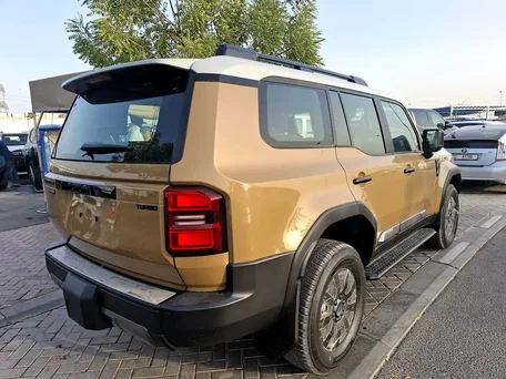 2026 Toyota Land Cruiser Prado 250 Series, бежевый, 8780000 рублей, вид 5