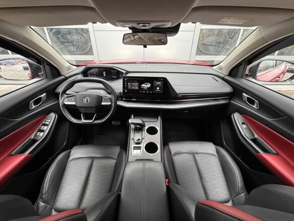 2024 Changan CS55 Plus II, красный, 2100000 рублей - вид 8