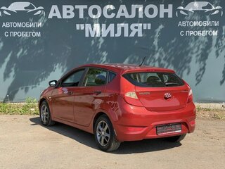 2012 Hyundai Solaris I, красный, 680000 рублей, вид 3