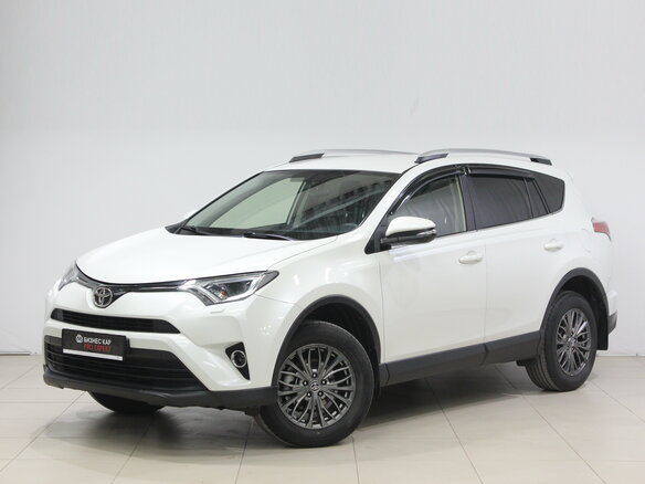 2015 Toyota RAV4 IV (XA40) Рестайлинг, белый, 1780000 рублей