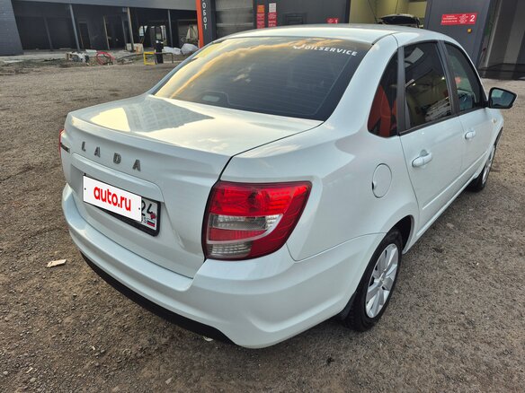 2019 Lada (ВАЗ) Granta I Рестайлинг, белый, 650000 рублей - вид 2