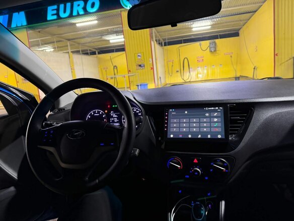 2018 Hyundai Solaris II, синий, 955000 рублей - вид 12