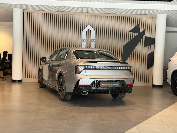 2026 Lynk & Co 03 I Рестайлинг 2, серебристый, 2400000 рублей - вид 20