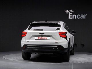 2023 Chevrolet Trax II, белый, 1690001 рублей, вид 4