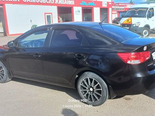 2011 Kia Cerato 4-speed II, чёрный, 695000 рублей, вид 4