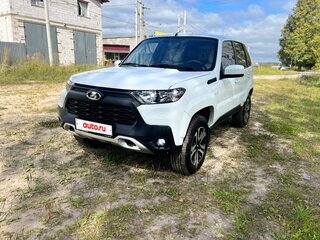 2024 Lada (ВАЗ) Niva Travel I, белый, 1350000 рублей, вид 1
