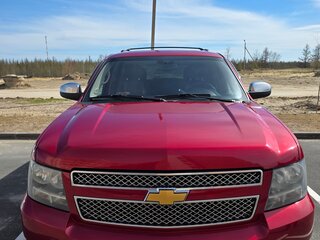2012 Chevrolet Tahoe 6AT III, красный, 2500000 рублей, вид 1