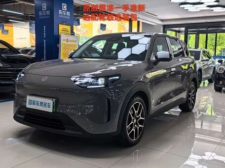 2026 Leapmotor A10 39.8 kWh, серебристый, 1620000 рублей, вид 3
