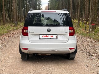 2014 Skoda Yeti I Рестайлинг, белый, 1120000 рублей, вид 5