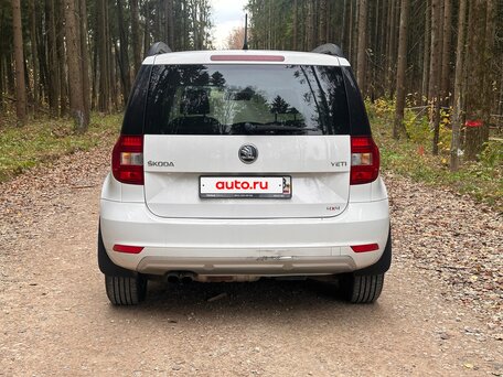 2014 Skoda Yeti I Рестайлинг, белый, 1150000 рублей, вид 5