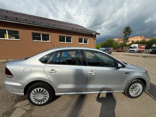 2019 Volkswagen Polo V Рестайлинг, серебристый, 1230000 рублей, вид 2