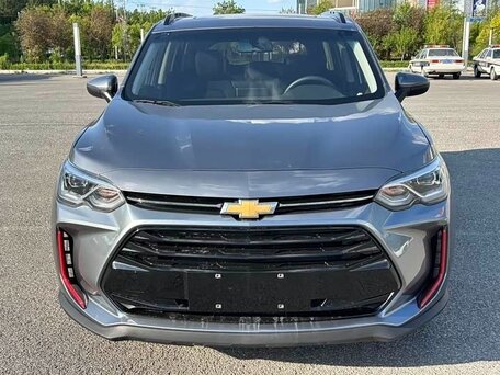 2022 Chevrolet Orlando II, серебристый, 1555000 рублей, вид 1