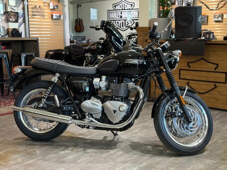 2024 Triumph Bonneville T120, чёрный, 1790000 рублей, вид 1