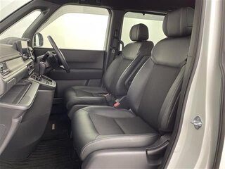 2023 Honda Stepwgn Spada VI, белый, 2580000 рублей, вид 5