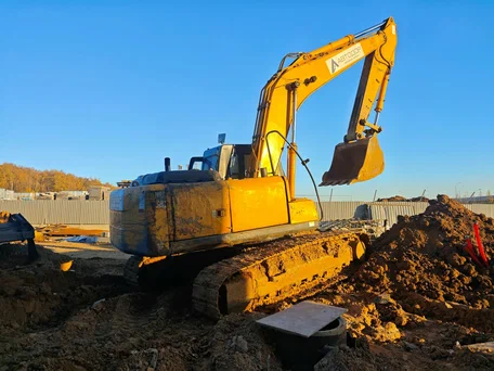 2008 Hyundai R210LC, жёлтый, 2700000 рублей, вид 4