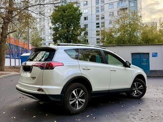 2015 Toyota RAV4 IV (XA40) Рестайлинг, белый, 2550000 рублей, вид 4