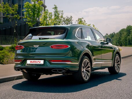 2020 Bentley Bentayga I Рестайлинг, зелёный, 18900000 рублей, вид 3