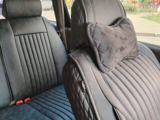 1998 Mitsubishi Chariot Grandis III, белый, 580000 рублей, вид 5